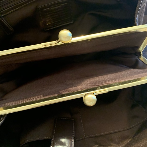 Brown coach purse - Picture 2 of 2